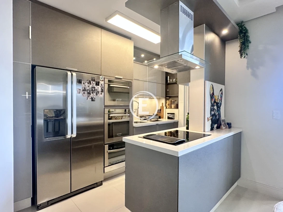 Apartamento em Estreito, Florianópolis. 2 quartos, 82m². Imagem 2 de 19