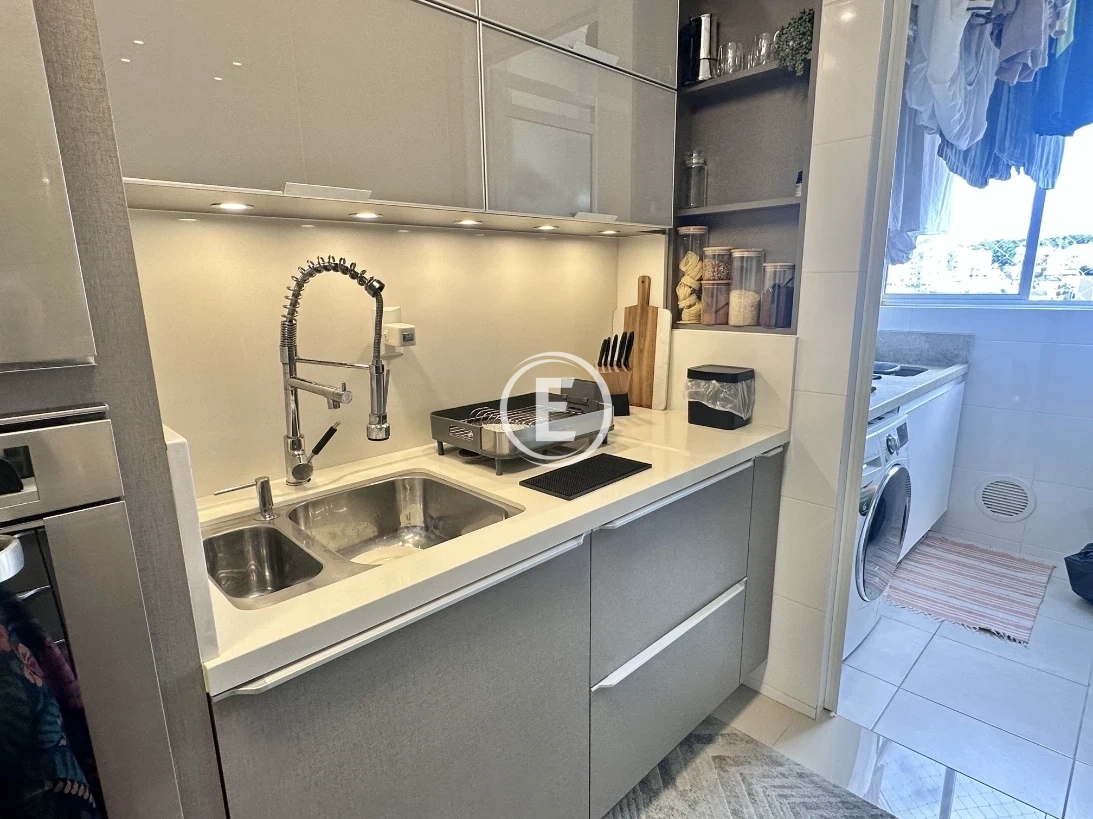 Apartamento em Estreito, Florianópolis. 2 quartos, 82m². Imagem 5 de 19