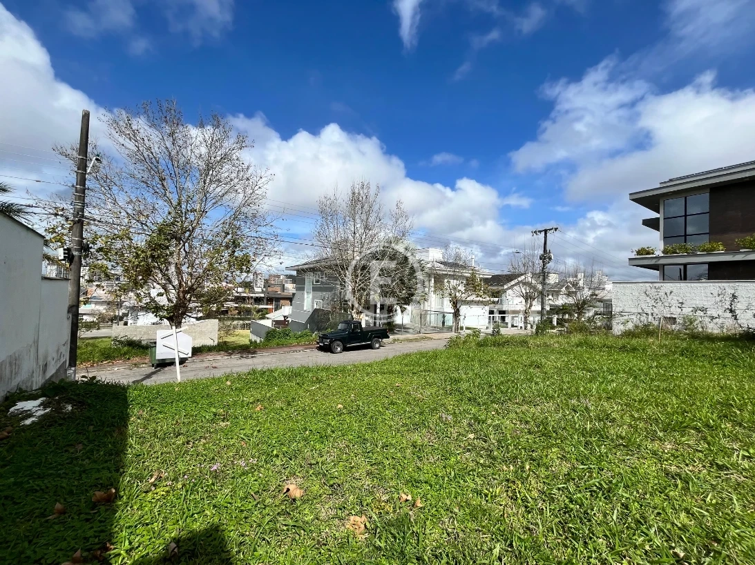 Terreno em Pedra Branca, Palhoça. 0 quartos, 0m². Imagem 1 de 6
