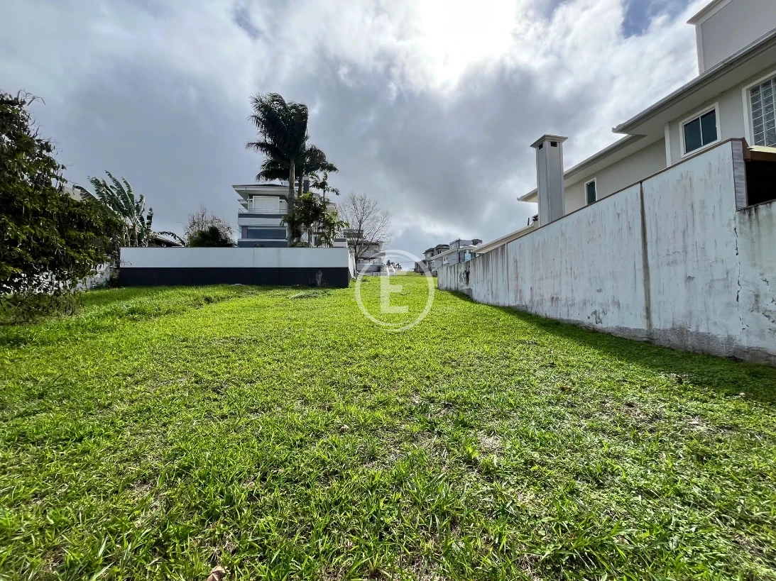 Terreno em Pedra Branca, Palhoça. 0 quartos, 0m². Imagem 2 de 6