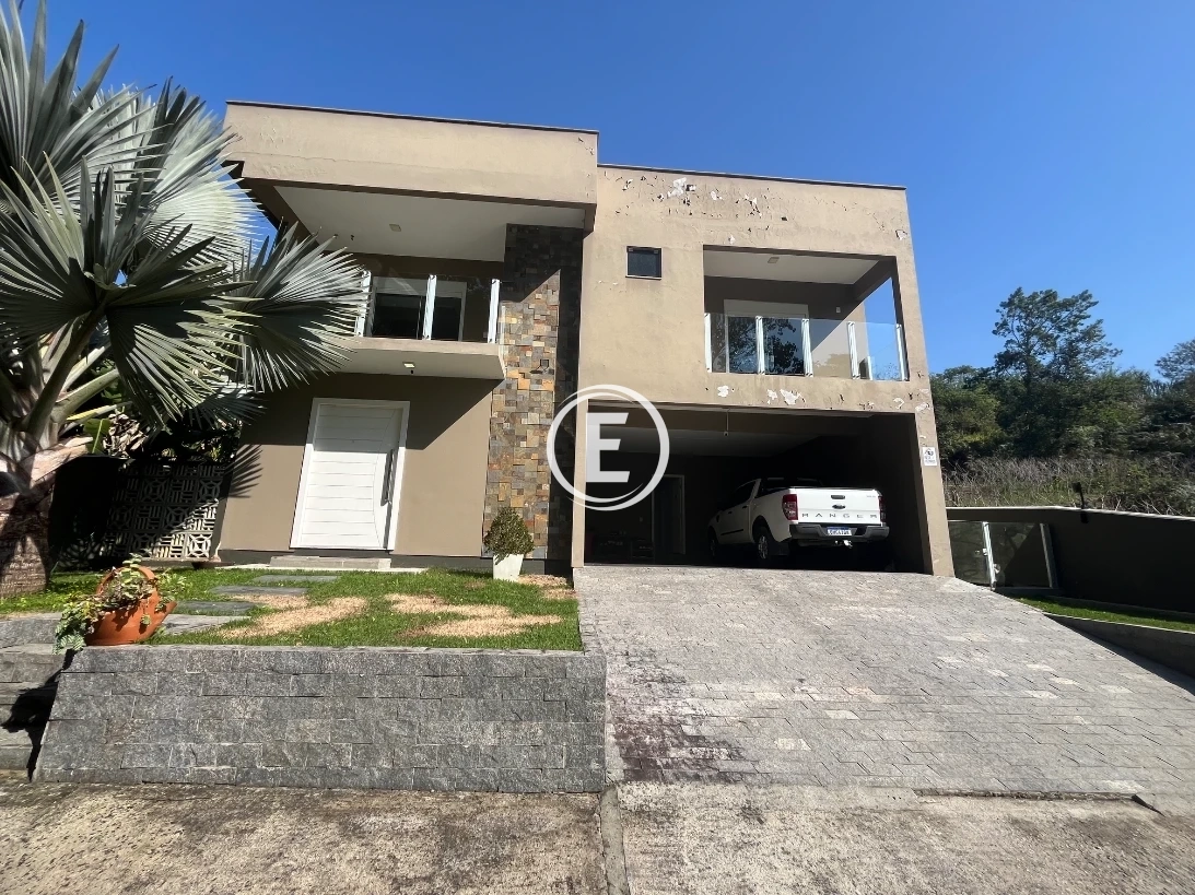 Casa em Roçado, São José. 3 quartos, 210m². Imagem 1 de 32