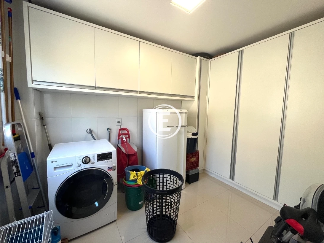 Casa em Roçado, São José. 3 quartos, 210m². Imagem 7 de 32