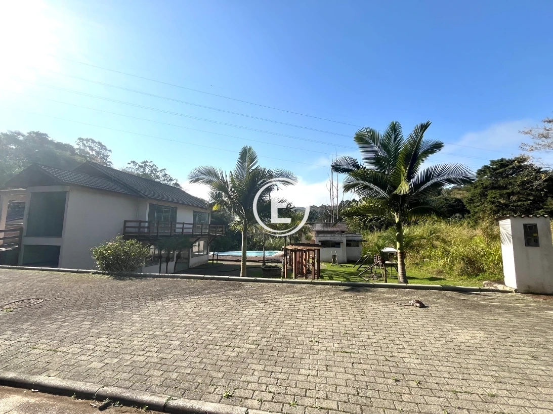 Casa em Roçado, São José. 3 quartos, 210m². Imagem 30 de 32