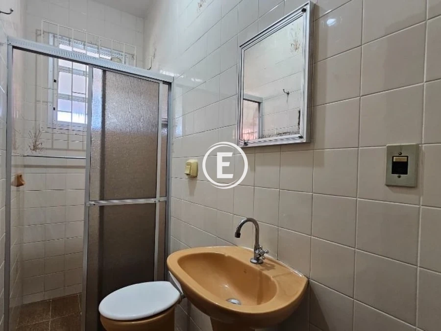 Casa em Ponta de Baixo, São José. 3 quartos, 193m². Imagem 10 de 27