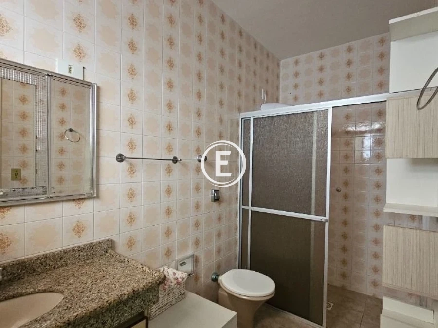 Casa em Ponta de Baixo, São José. 3 quartos, 193m². Imagem 15 de 27