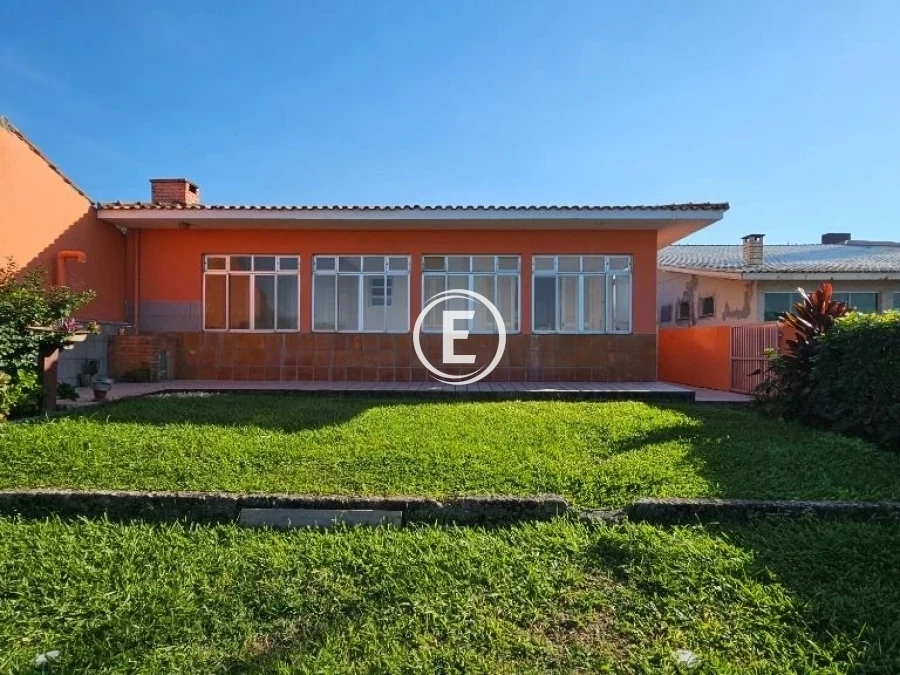 Casa em Ponta de Baixo, São José. 3 quartos, 193m². Imagem 24 de 27