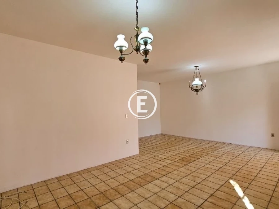 Casa em Ponta de Baixo, São José. 3 quartos, 193m². Imagem 5 de 27