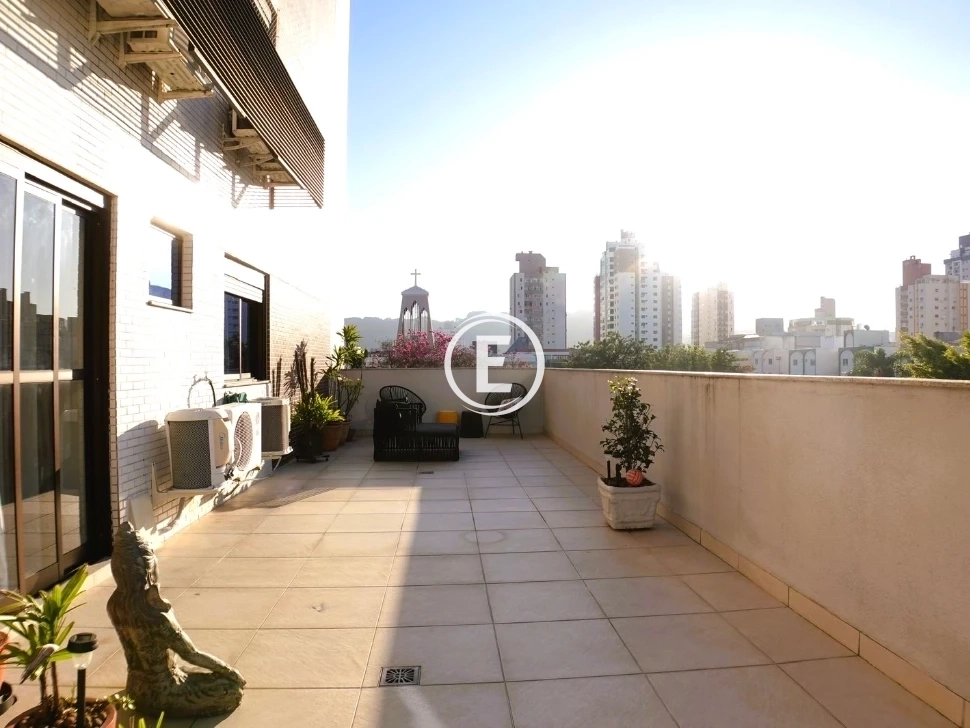 Apartamento em Kobrasol, São José. 3 quartos, 118m². Imagem 10 de 27