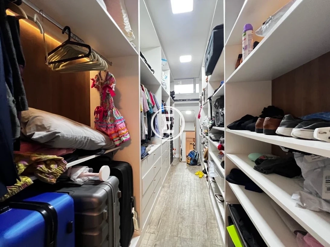 Casa em Pedra Branca, Palhoça. 3 quartos, 310m². Imagem 9 de 17