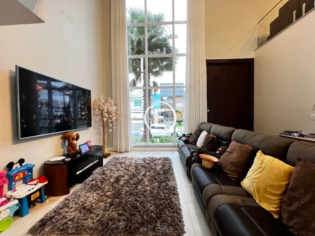 Casa em Pedra Branca, Palhoça. 3 quartos, 310m². Imagem 2 de 17