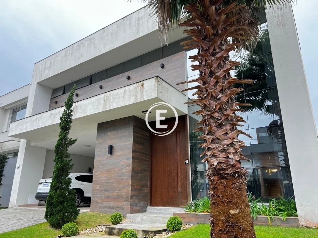 Casa em Pedra Branca, Palhoça. 3 quartos, 310m². Imagem 1 de 17