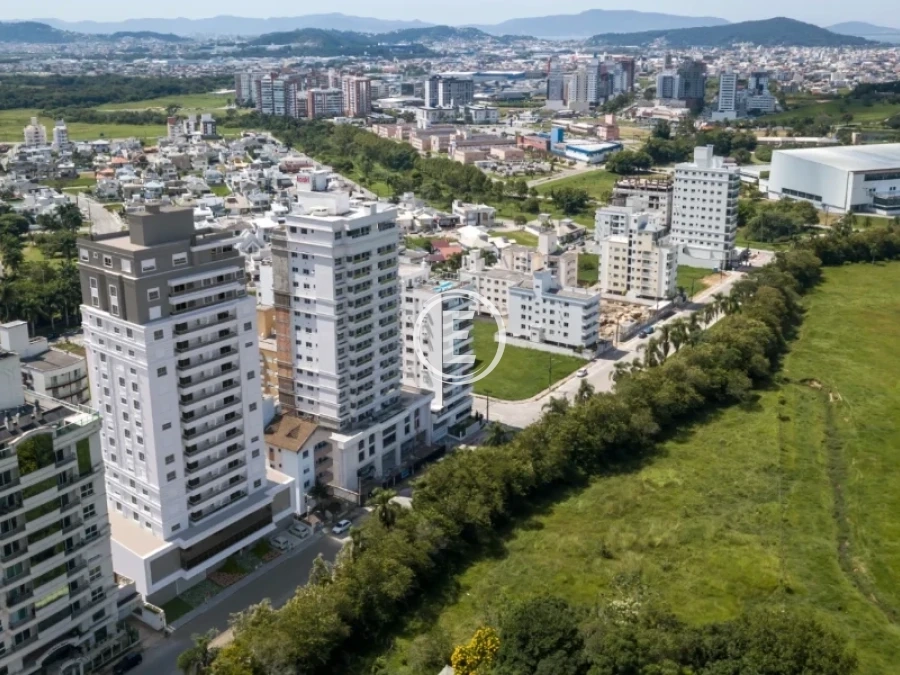 Apartamento em Pedra Branca, Palhoça. 3 quartos, 105m². Imagem 2 de 3