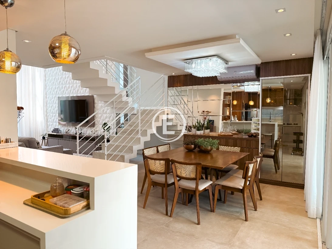 Casa em Pedra Branca, Palhoça. 4 quartos, 258m². Imagem 7 de 21