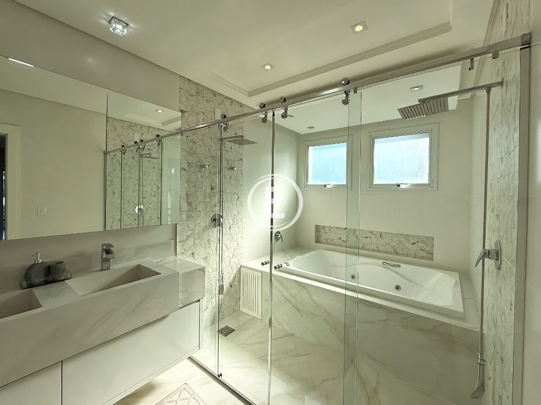 Casa em Pedra Branca, Palhoça. 4 quartos, 258m². Imagem 16 de 21