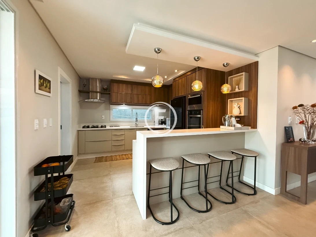 Casa em Pedra Branca, Palhoça. 4 quartos, 258m². Imagem 5 de 21