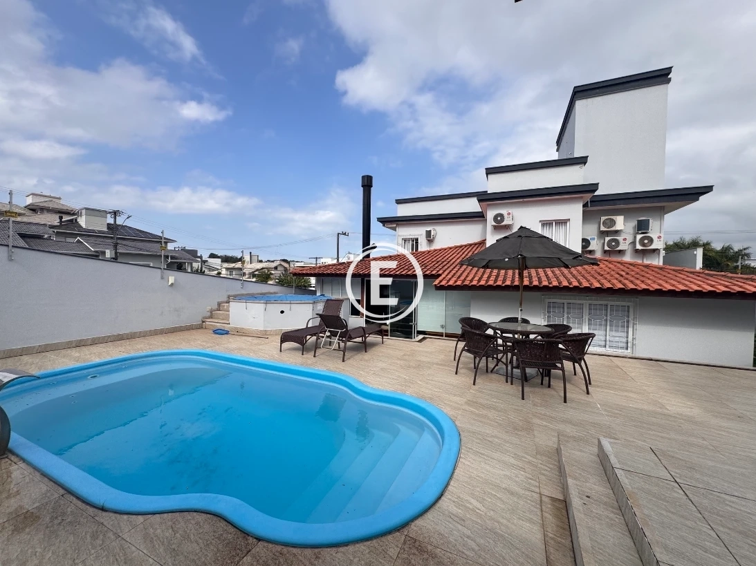 Casa em Pedra Branca, Palhoça. 4 quartos, 330m². Imagem 21 de 22