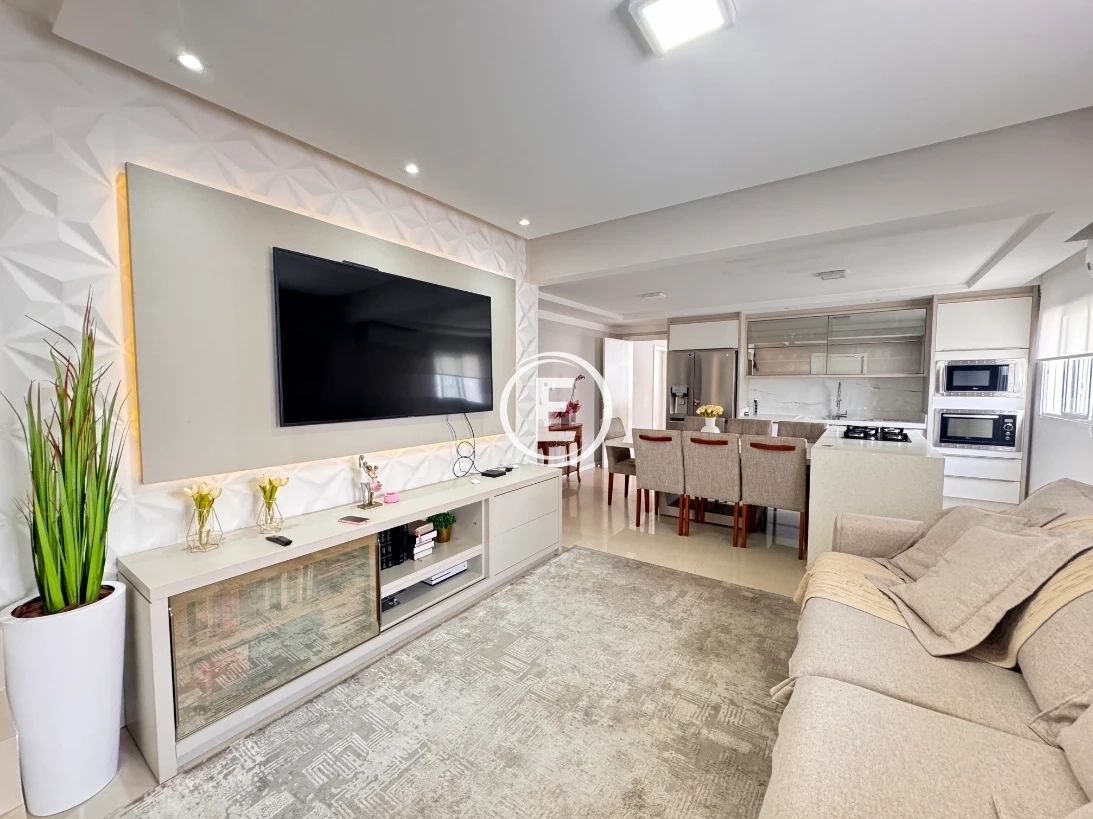 Casa em Pedra Branca, Palhoça. 4 quartos, 330m². Imagem 2 de 22