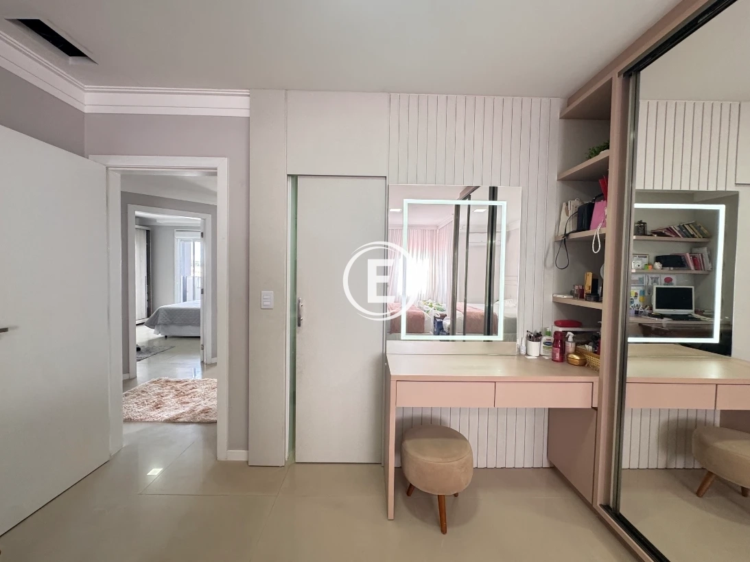 Casa em Pedra Branca, Palhoça. 4 quartos, 330m². Imagem 15 de 22