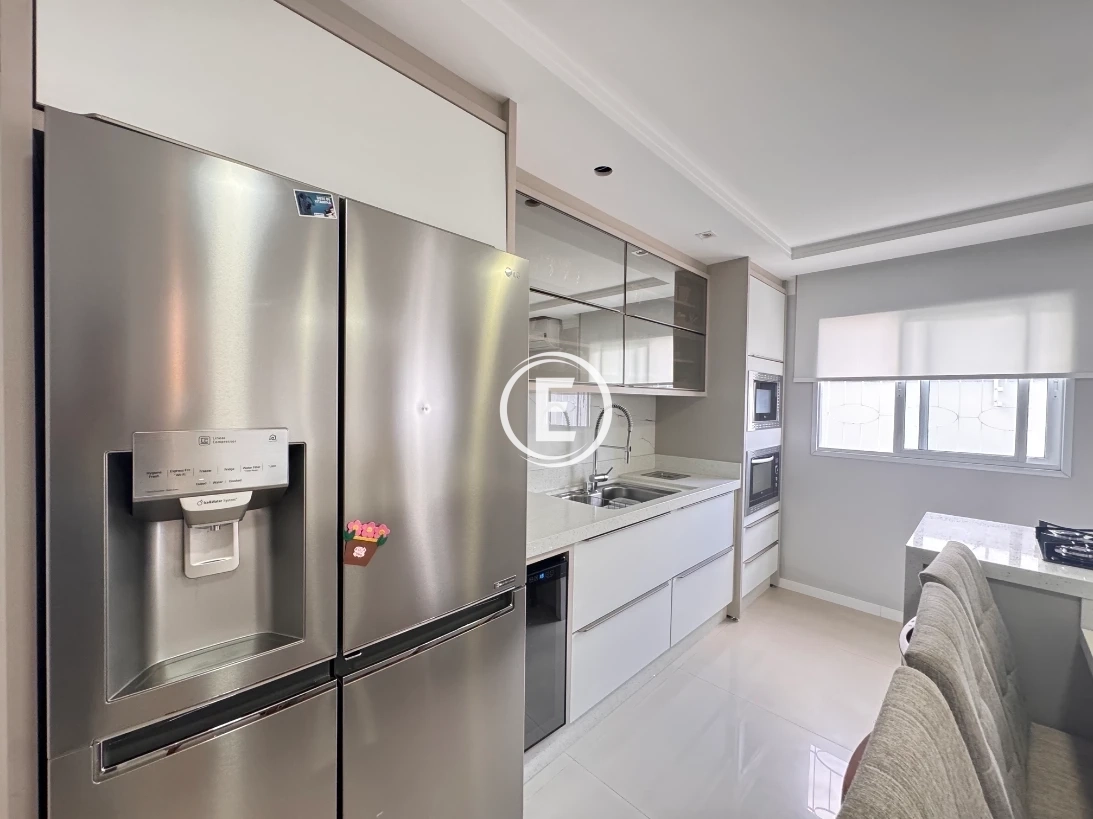 Casa em Pedra Branca, Palhoça. 4 quartos, 330m². Imagem 4 de 22