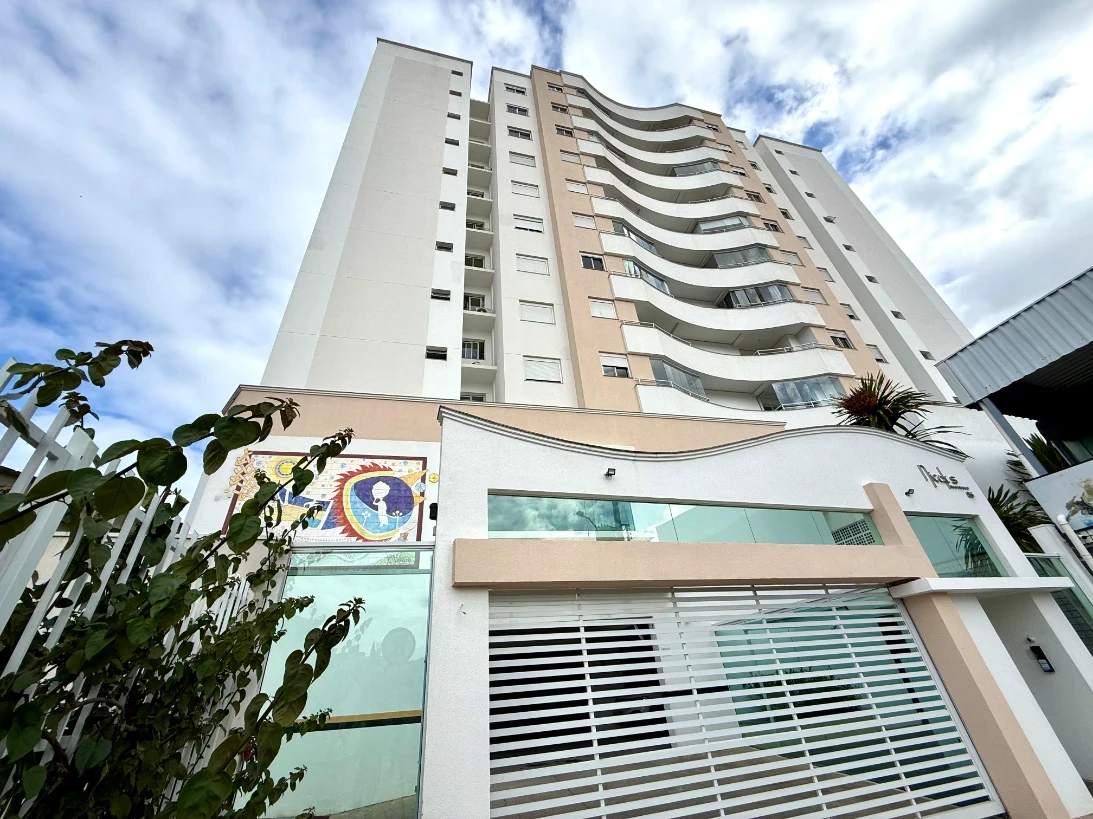 Apartamento em Roçado, São José. 2 quartos, 67m². Imagem 1 de 16