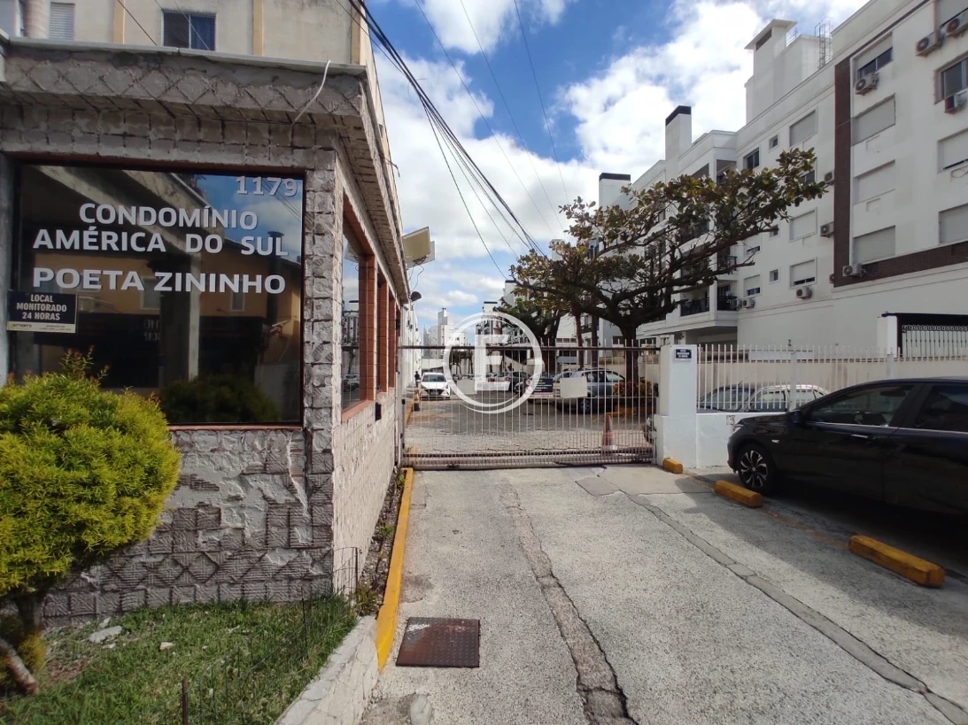 Apartamento em Abraão, Florianópolis. 3 quartos, 67m². Imagem 1 de 19