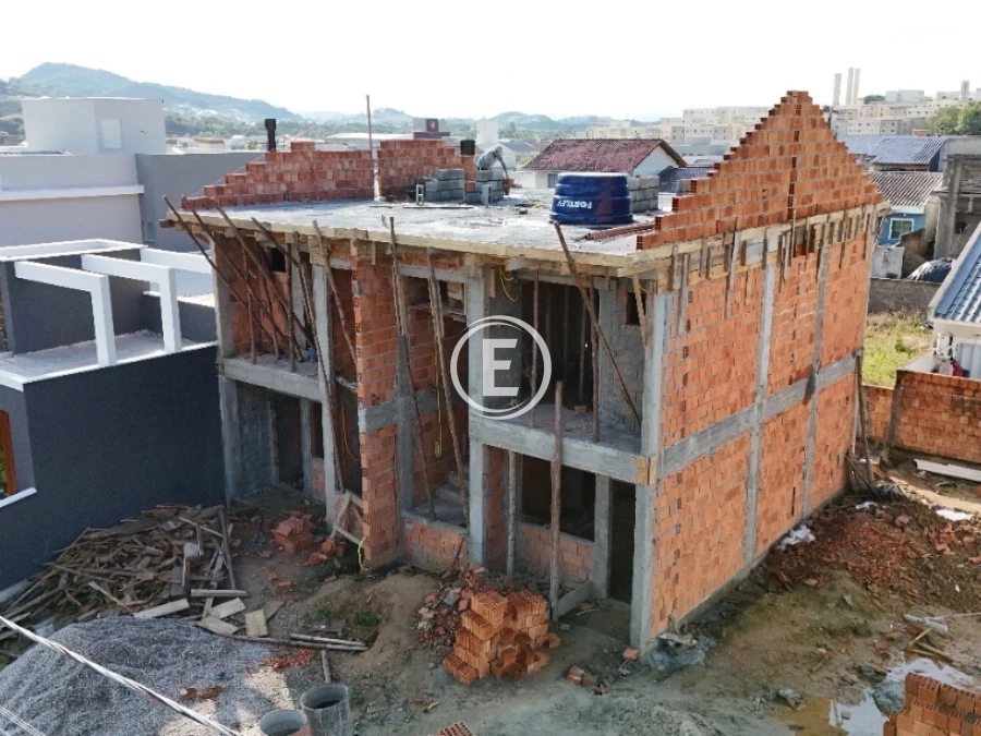 Sobrado Geminado em Bela Vista, Palhoça. 2 quartos, 89m². Imagem 2 de 3