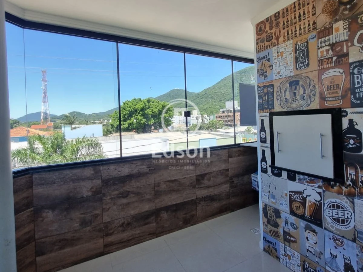 Apartamento em Praia de Fora, Palhoça. 3 quartos, 102m². Imagem 2 de 15
