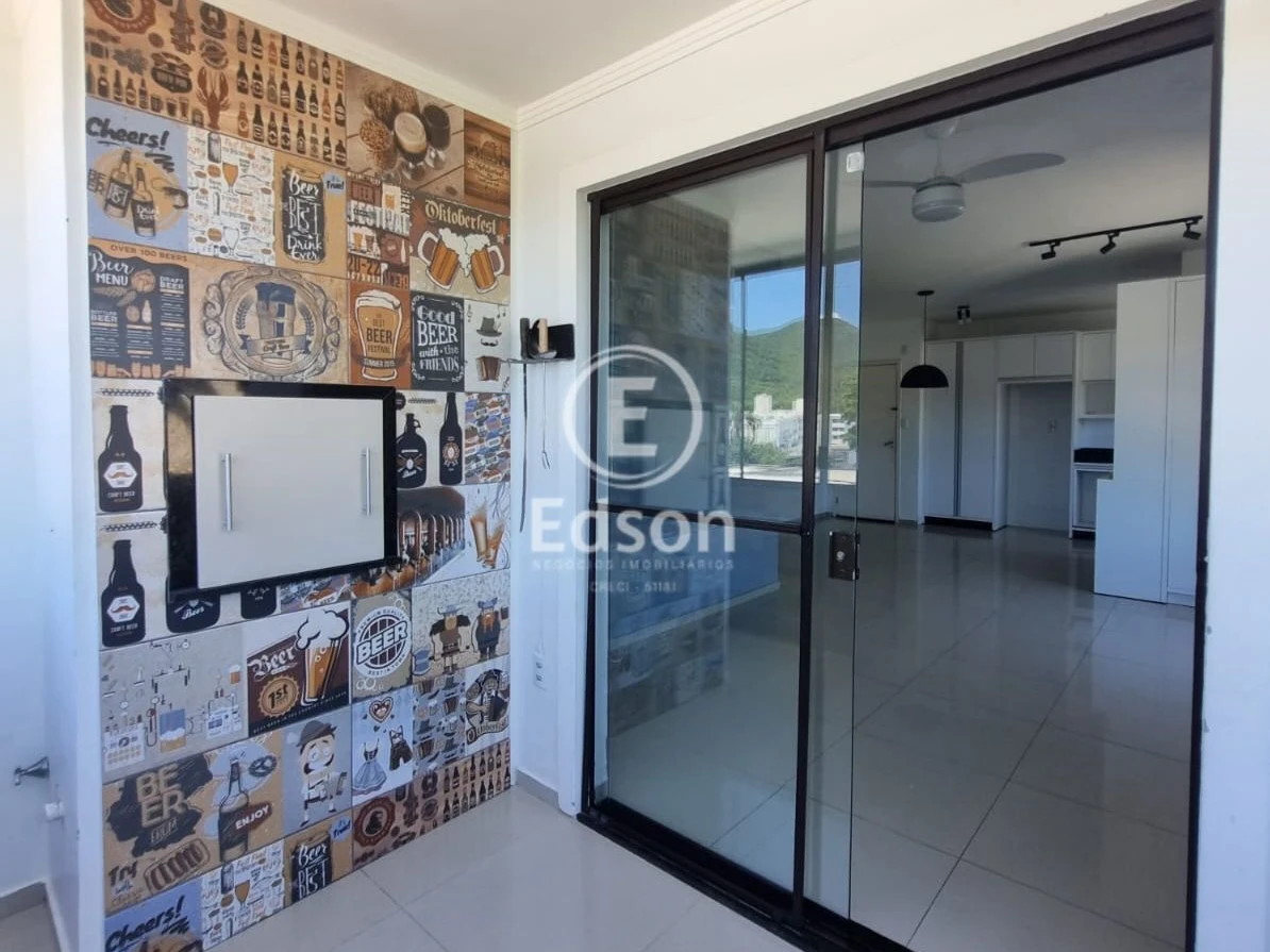 Apartamento em Praia de Fora, Palhoça. 3 quartos, 102m². Imagem 3 de 15