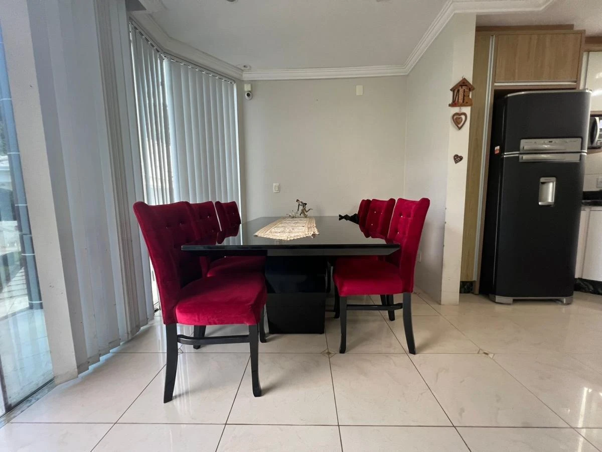 Casa em Pedra Branca, Palhoça. 4 quartos, 317m². Imagem 10 de 17