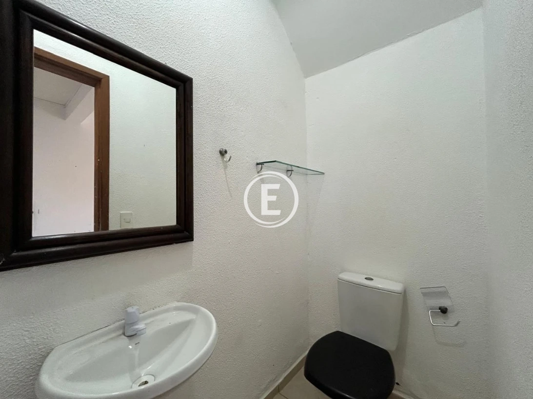 Sobrado Geminado em Potecas, São José. 2 quartos, 67m². Imagem 3 de 10