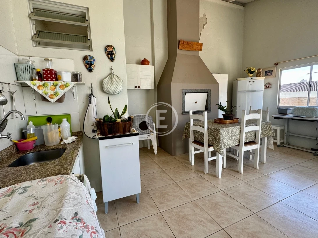 Casa em Capoeiras, Florianópolis. 2 quartos, 0m². Imagem 9 de 11