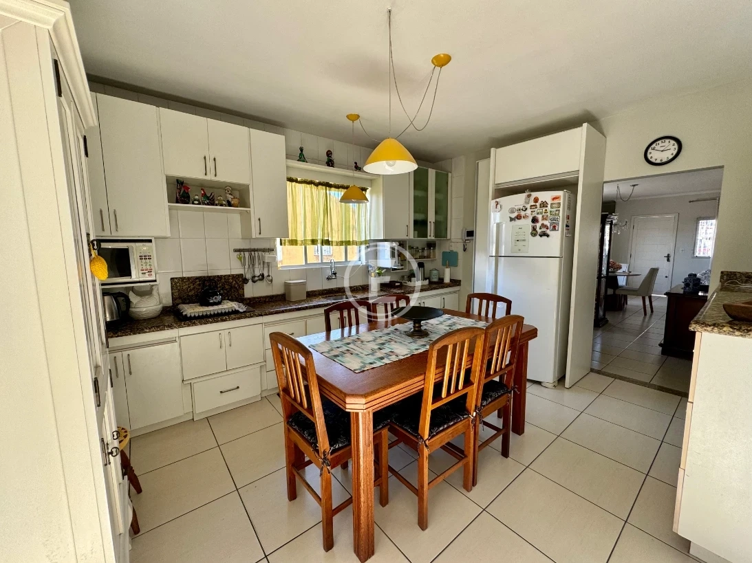 Casa em Capoeiras, Florianópolis. 2 quartos, 0m². Imagem 3 de 11