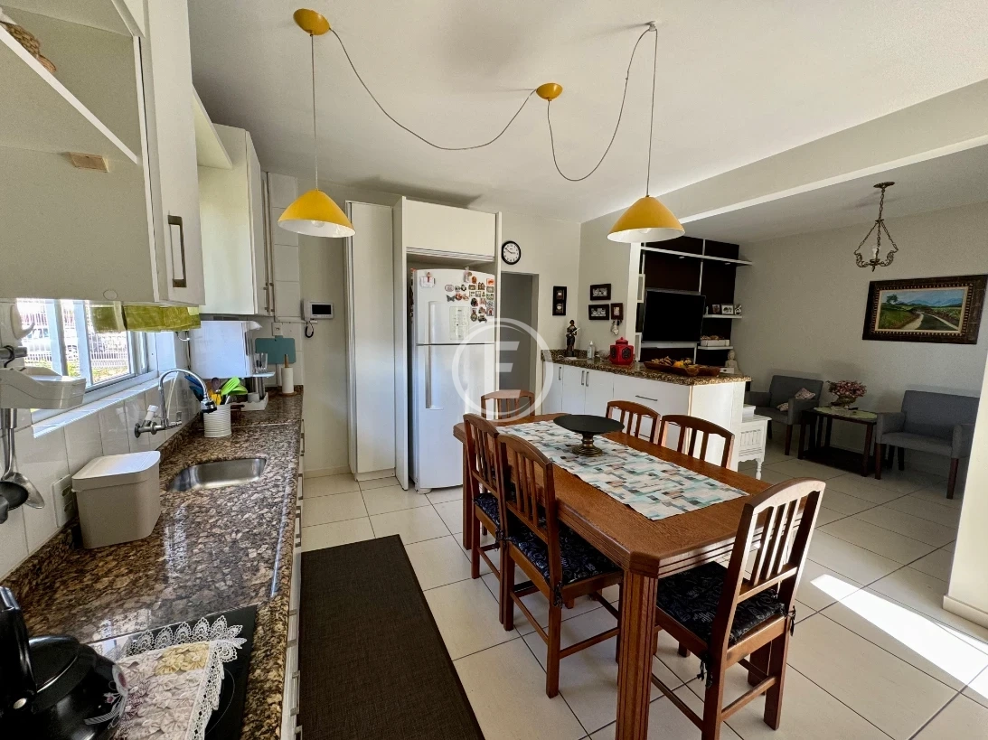 Casa em Capoeiras, Florianópolis. 2 quartos, 0m². Imagem 4 de 11