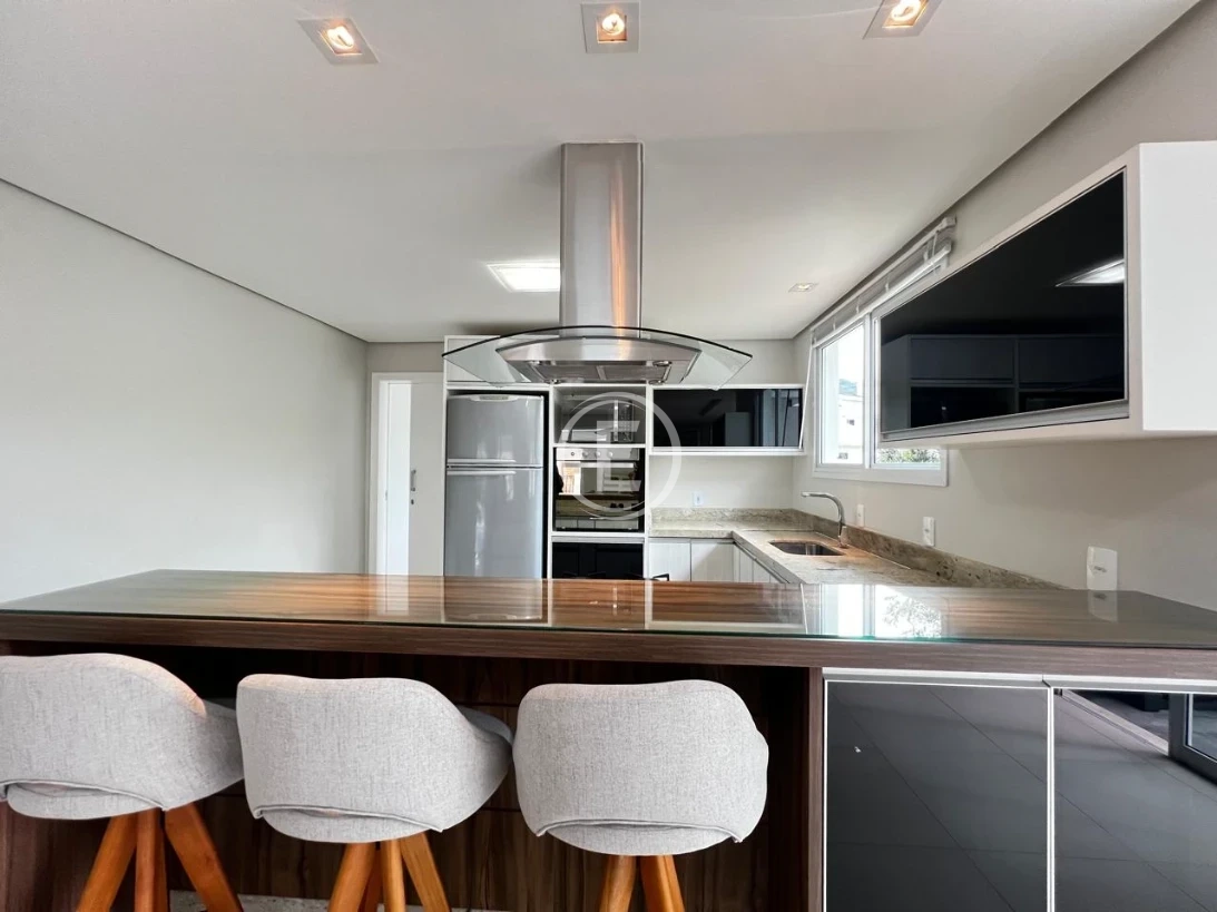 Casa em Pedra Branca, Palhoça. 3 quartos, 236m². Imagem 5 de 22