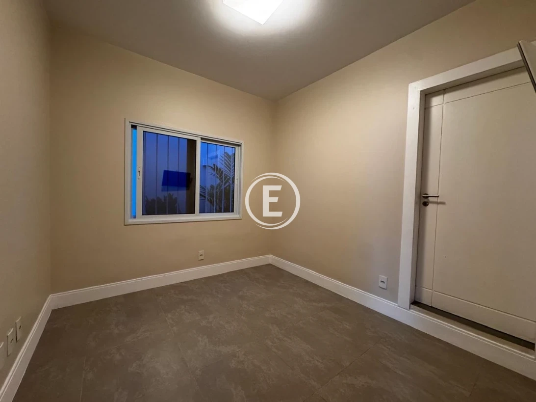 Casa em Pedra Branca, Palhoça. 4 quartos, 373m². Imagem 17 de 26