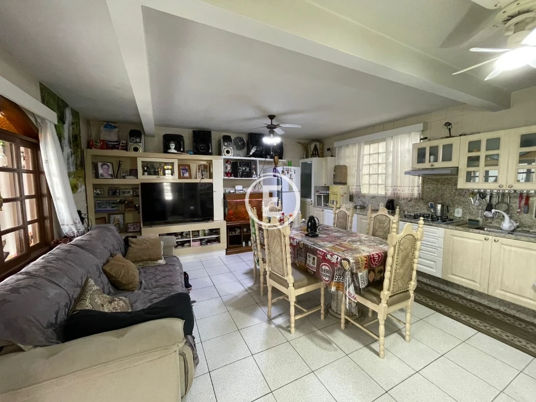 Casa em Passa Vinte, Palhoça. 4 quartos, 181m². Imagem 9 de 27