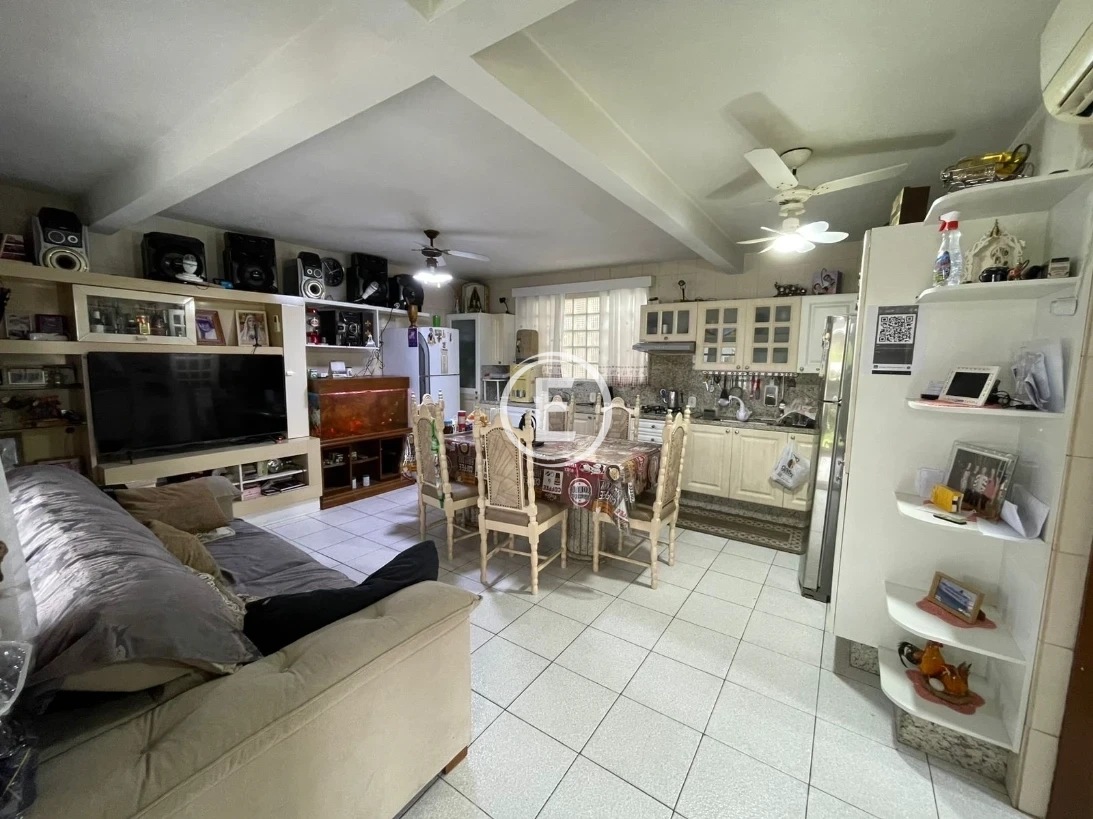 Casa em Passa Vinte, Palhoça. 4 quartos, 181m². Imagem 8 de 27