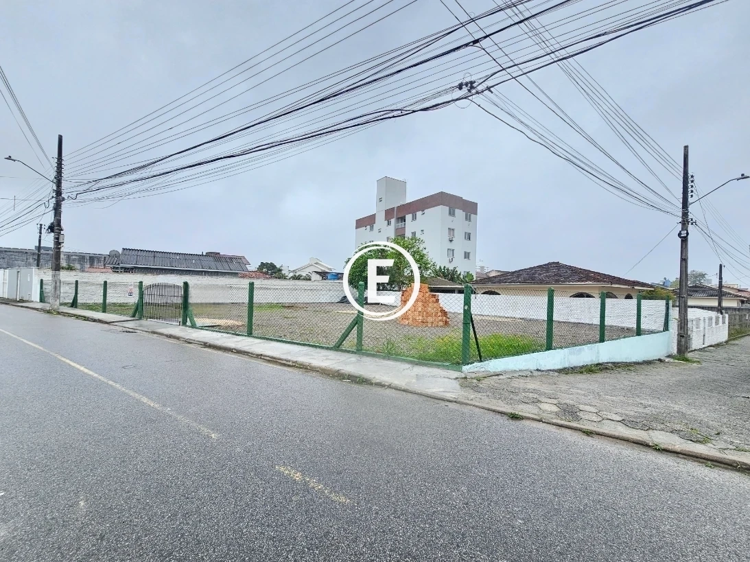 Terreno em Centro, Palhoça. 0 quartos, 0m². Imagem 1 de 21