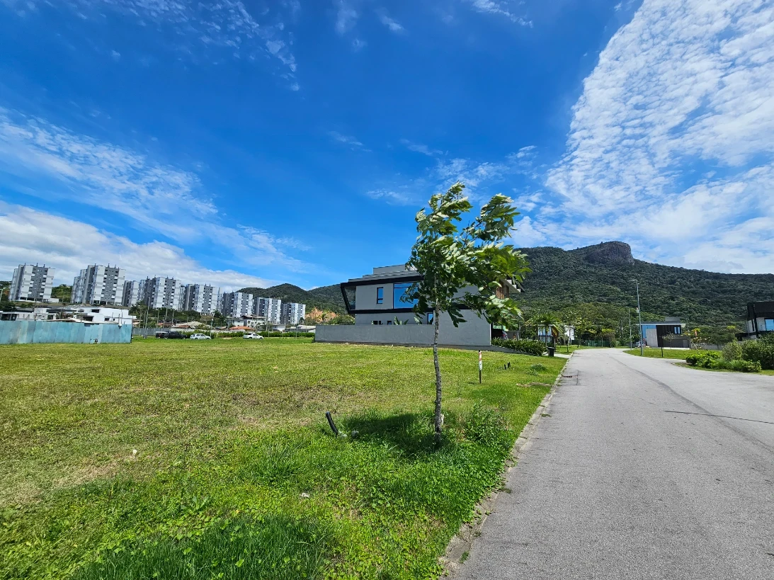 Terreno em Pedra Branca, Palhoça. 0 quartos, 0m². Imagem 4 de 21