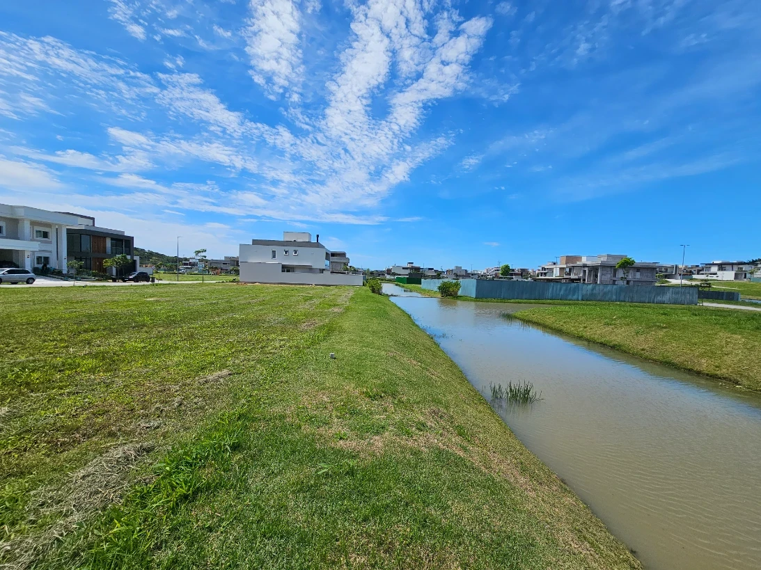 Terreno em Pedra Branca, Palhoça. 0 quartos, 0m². Imagem 18 de 21