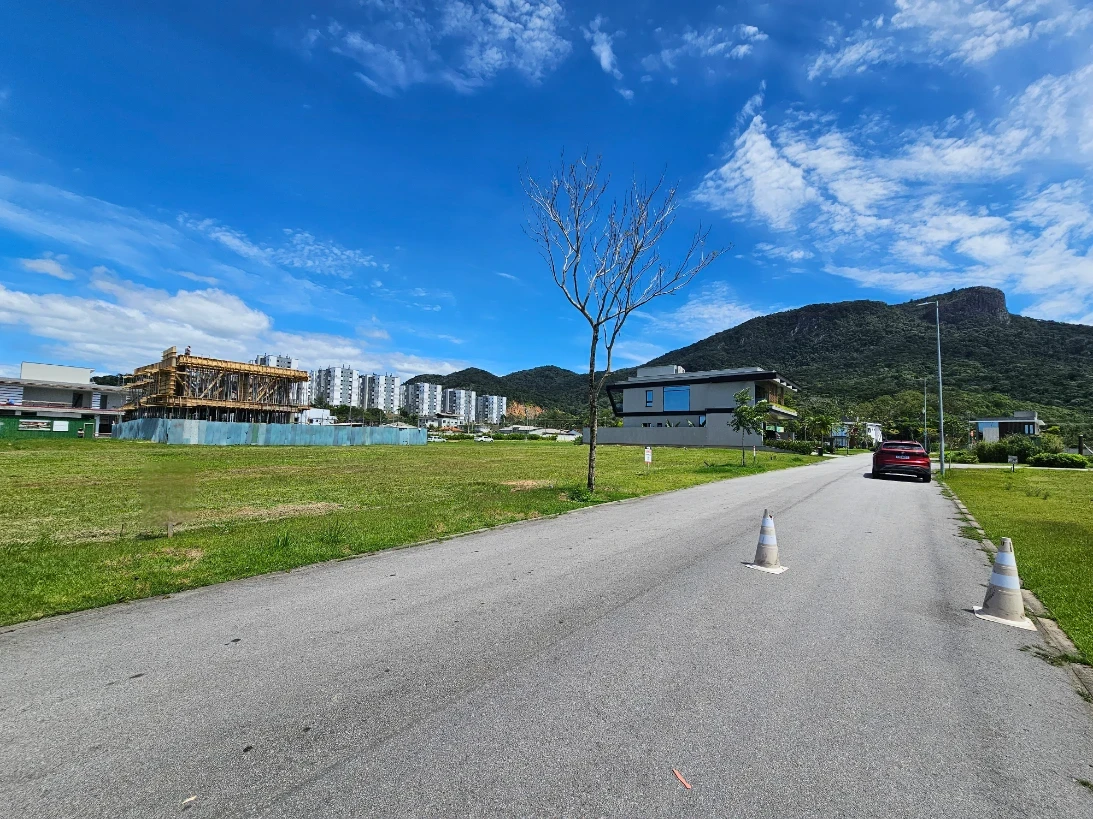 Terreno em Pedra Branca, Palhoça. 0 quartos, 0m². Imagem 3 de 28