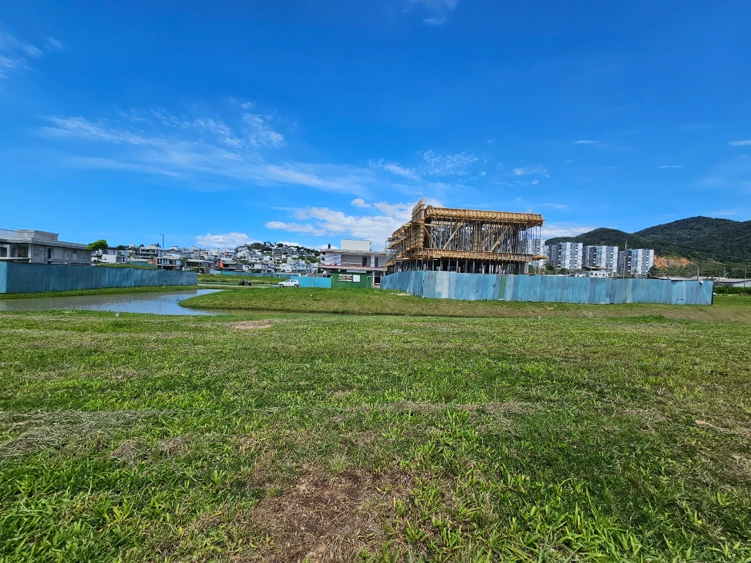 Terreno em Pedra Branca, Palhoça. 0 quartos, 0m². Imagem 14 de 28