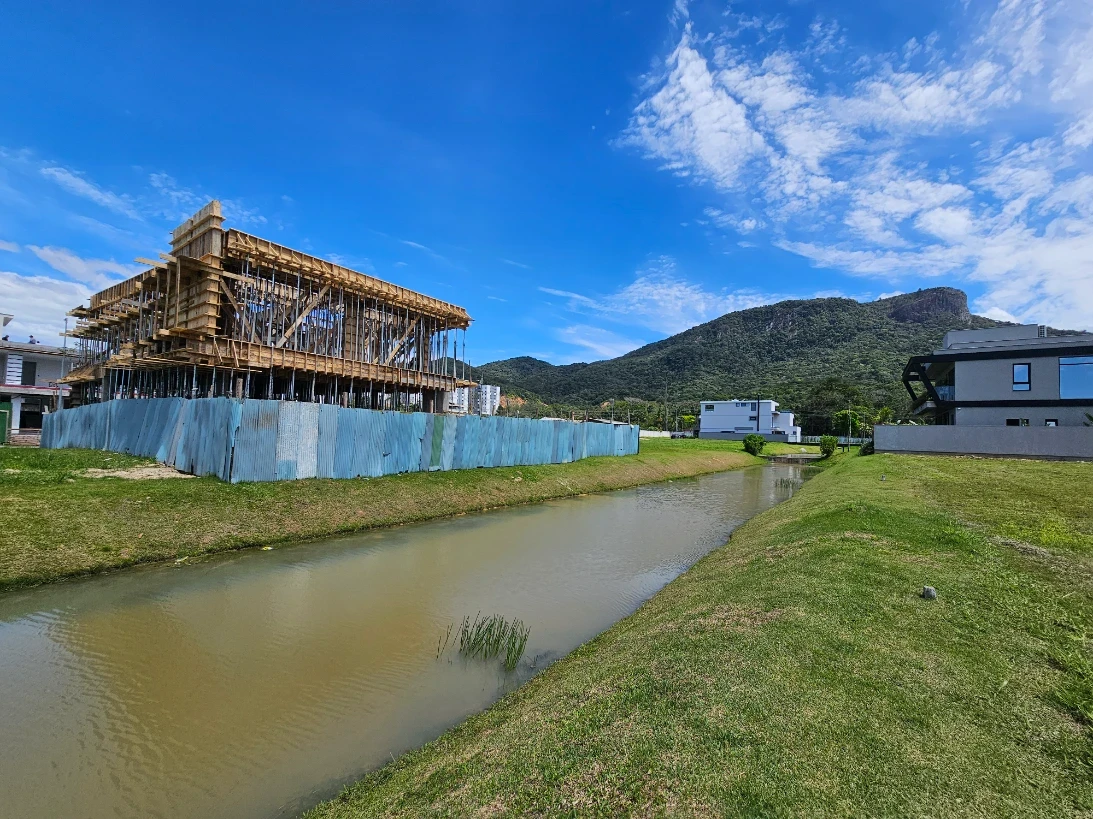 Terreno em Pedra Branca, Palhoça. 0 quartos, 0m². Imagem 18 de 28