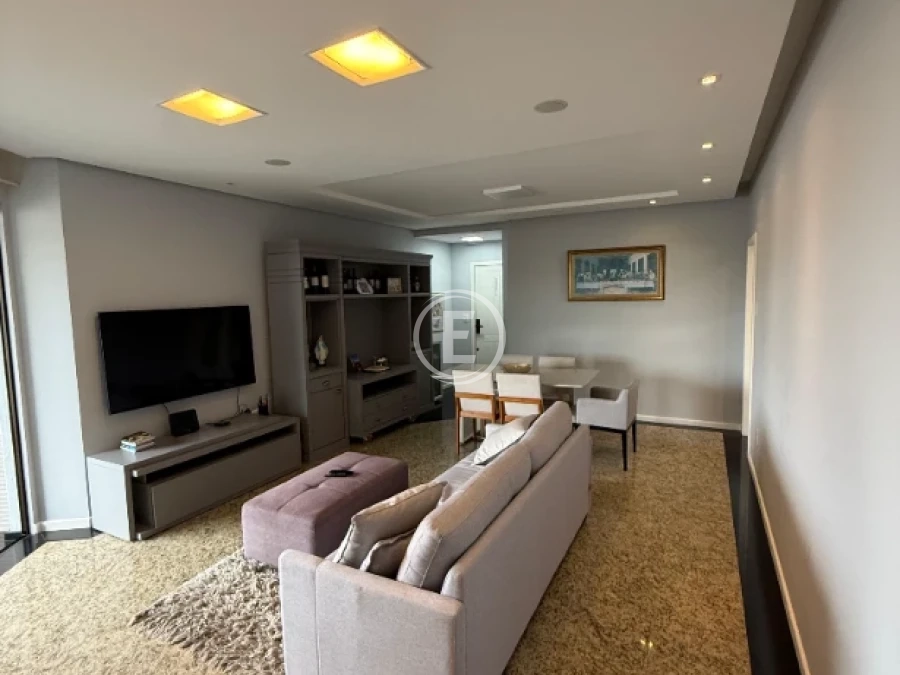 Apartamento em Bom Abrigo, Florianópolis. 4 quartos, 130m². Imagem 2 de 25