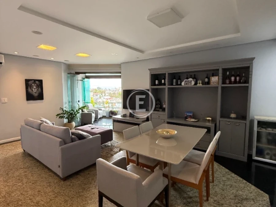Apartamento em Bom Abrigo, Florianópolis. 4 quartos, 130m². Imagem 1 de 25