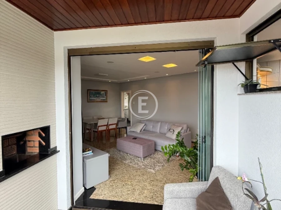 Apartamento em Bom Abrigo, Florianópolis. 4 quartos, 130m². Imagem 4 de 25