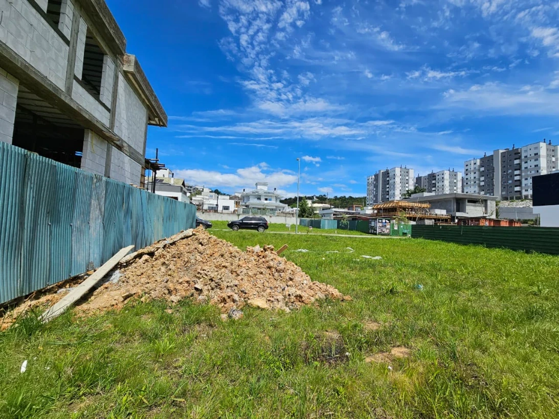 Terreno em Pedra Branca, Palhoça. 0 quartos, 0m². Imagem 6 de 28
