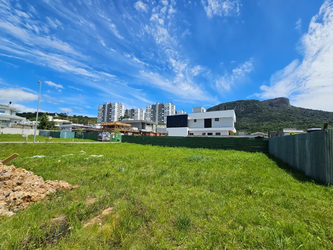 Terreno em Pedra Branca, Palhoça. 0 quartos, 0m². Imagem 10 de 28