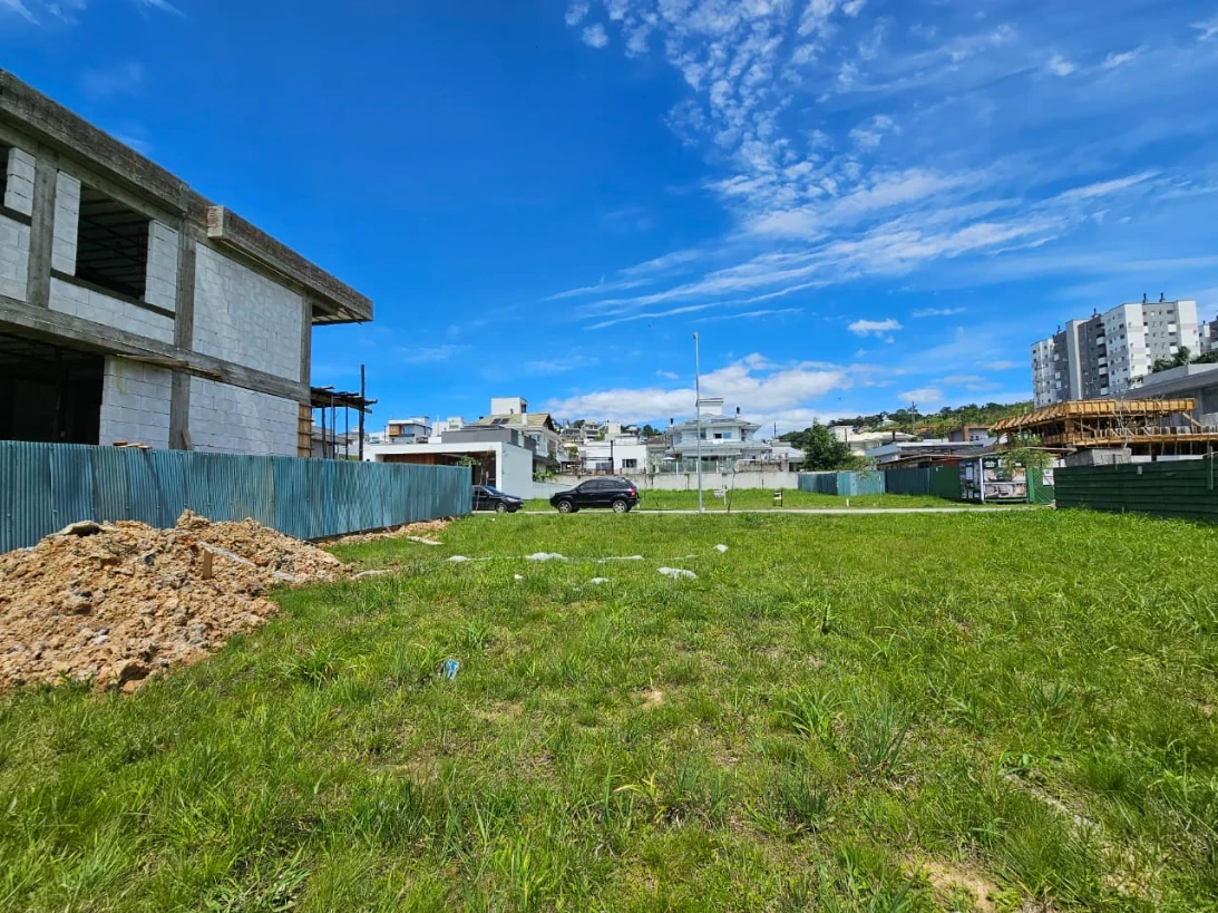 Terreno em Pedra Branca, Palhoça. 0 quartos, 0m². Imagem 11 de 28