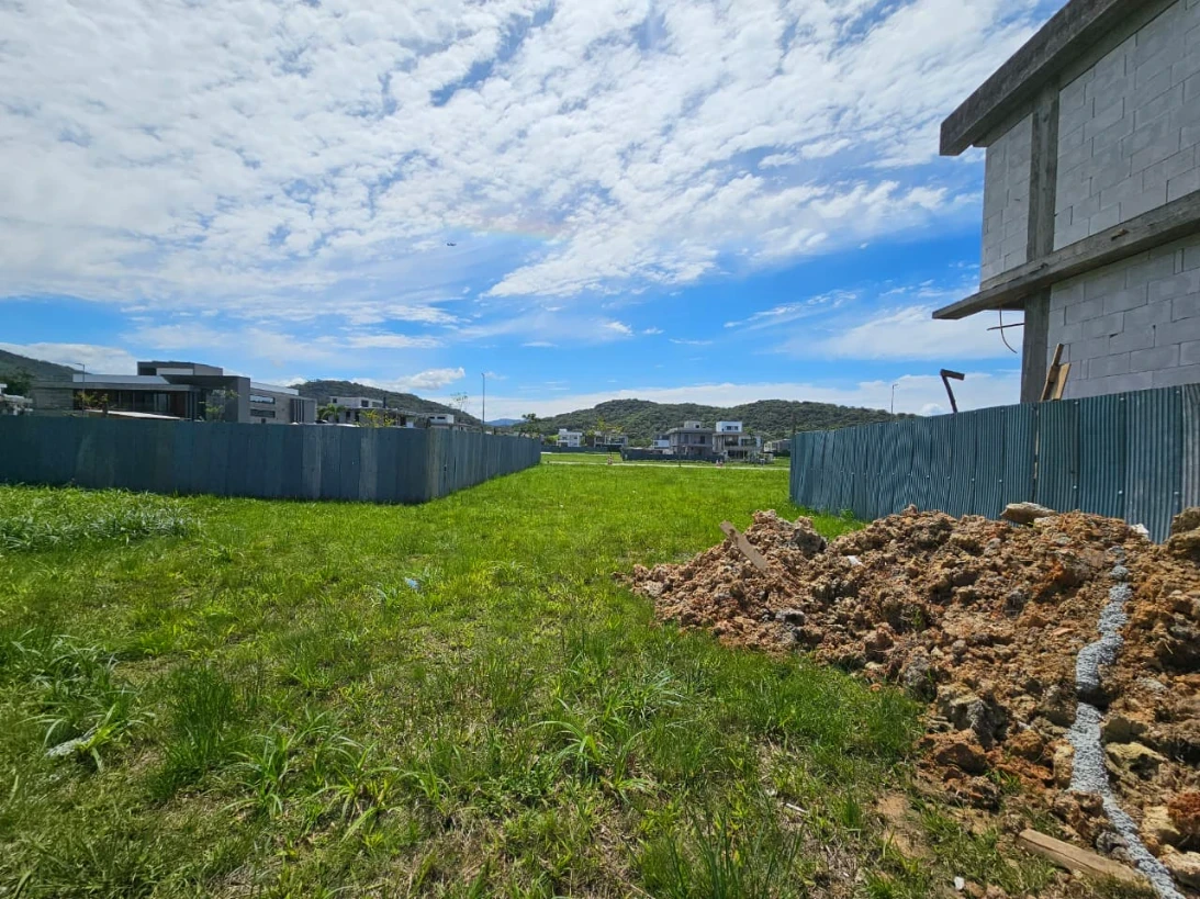 Terreno em Pedra Branca, Palhoça. 0 quartos, 0m². Imagem 12 de 28